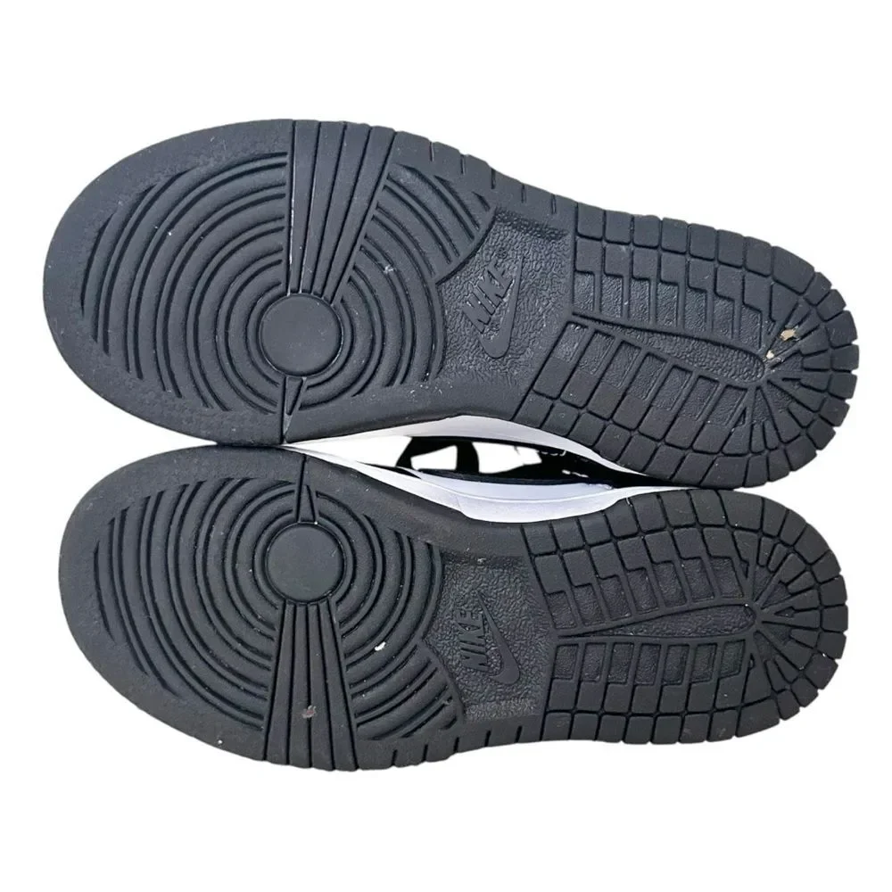 Nike Kids Panda Dunk Low Sneakers Size 10C Black White